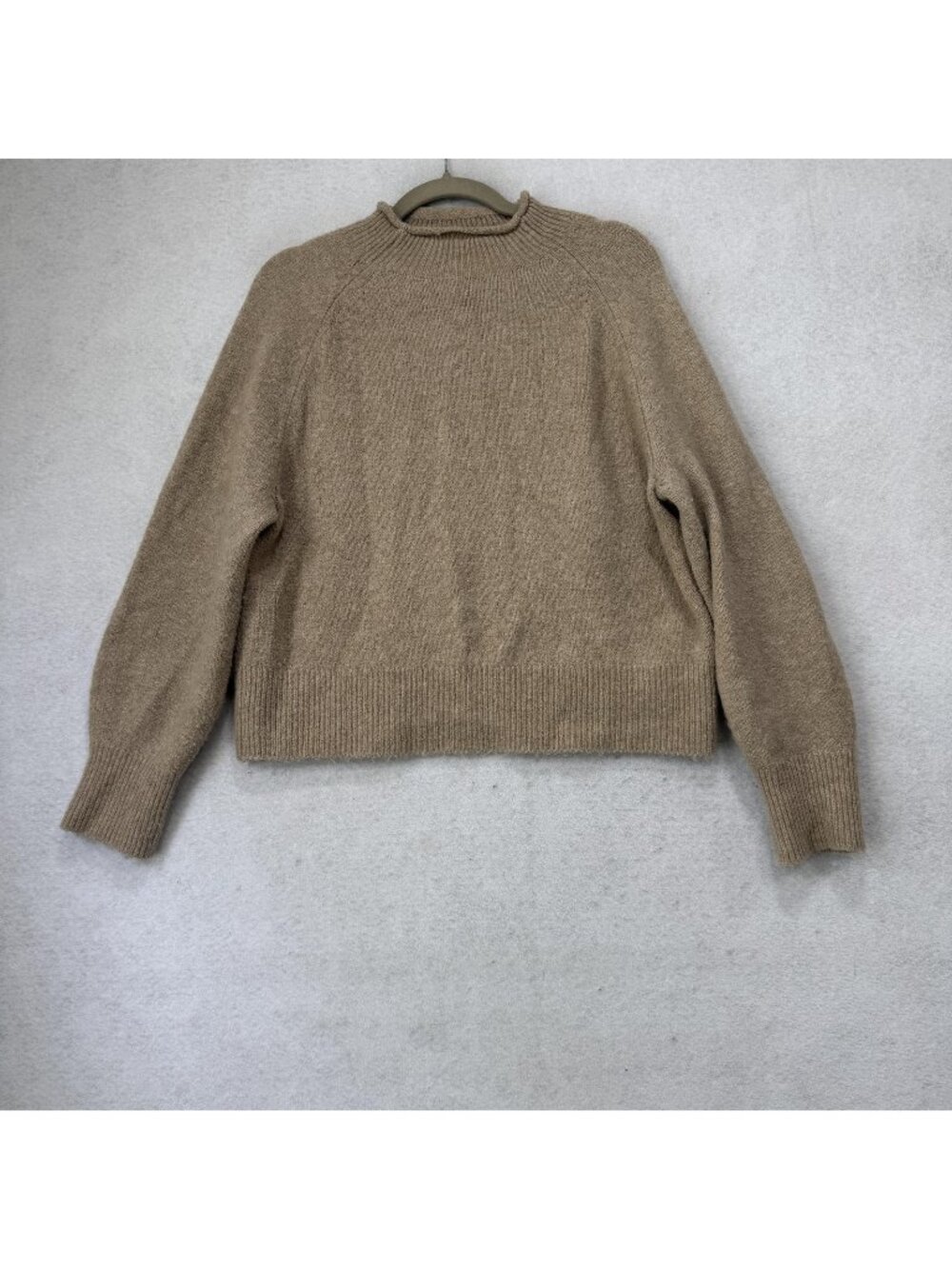 J Crew Sweater Womens Small Beige Mock Neck Alpaca Wool Raglan Knit Pullover